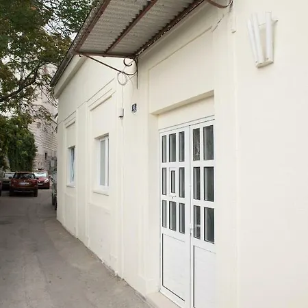 בית הארחה Bishop's Palace 3*
